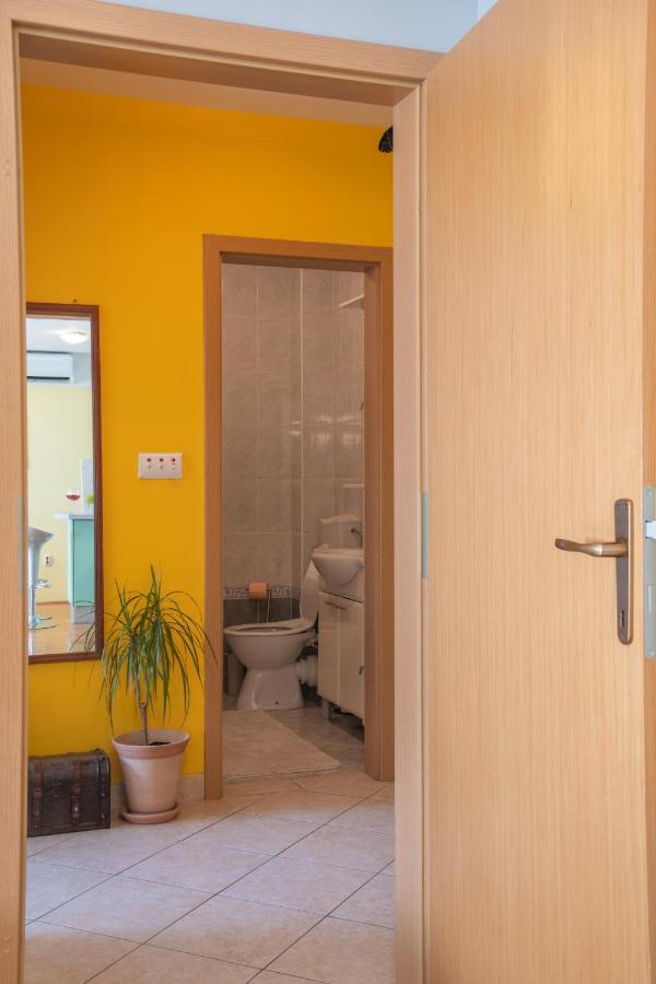 Apartman Silvija Osijek Exterior foto